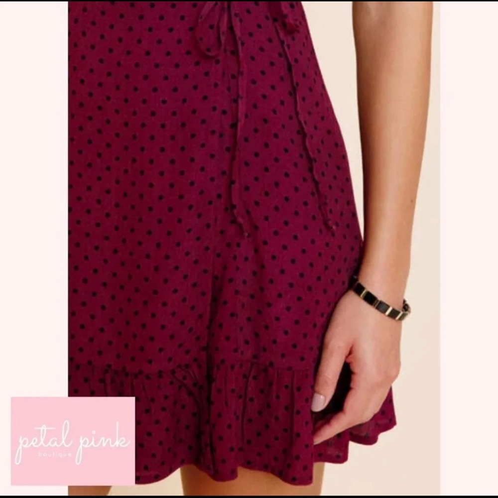 NWT burgundy wrap dress from Francesca’s - Picture 3 of 7